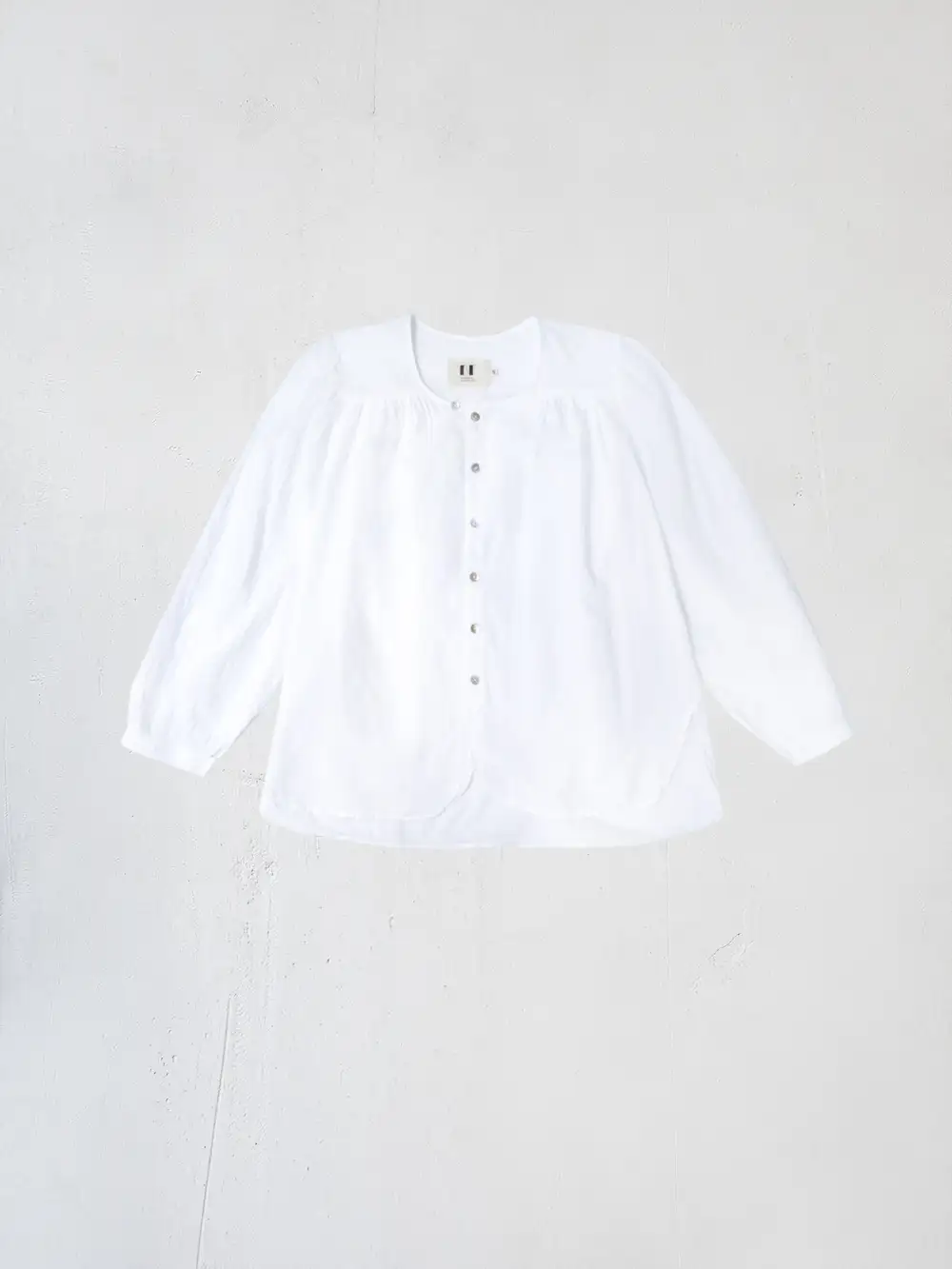 Nefer - Off White