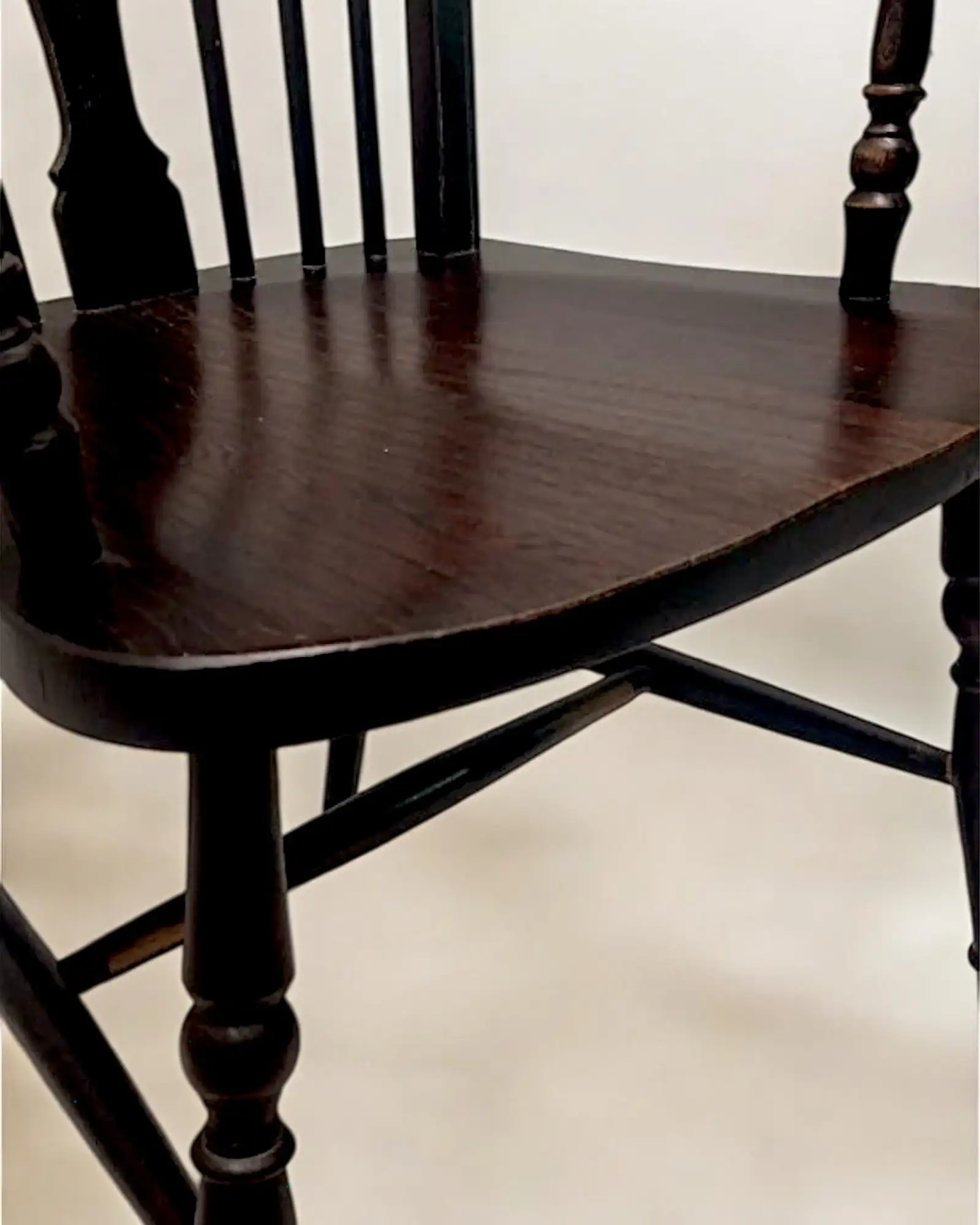 Windsor chairs (Set of 2) - Image 4