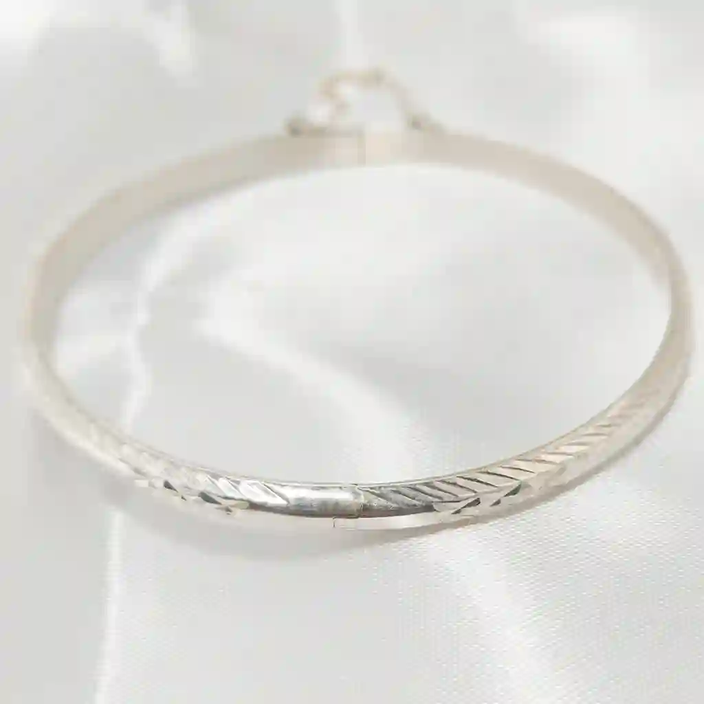Pulsera con cadena labarda