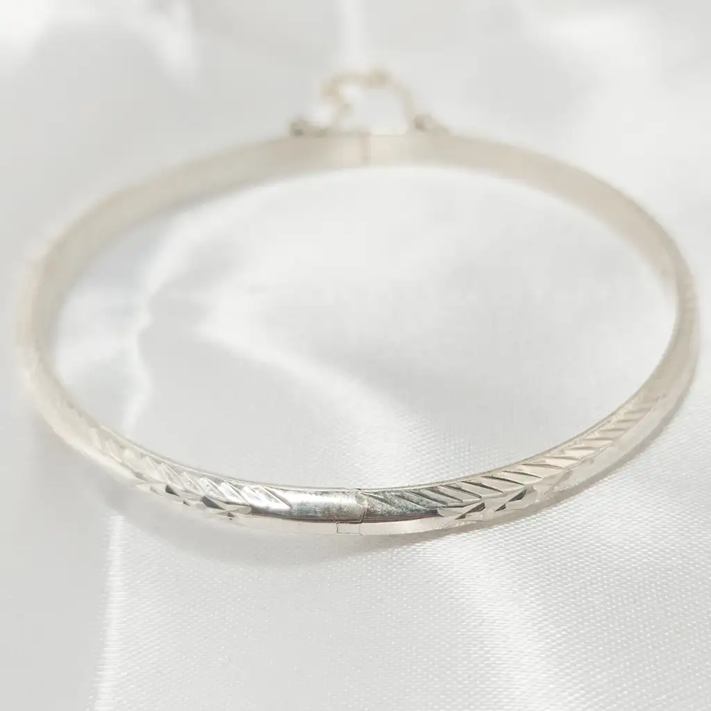 Pulsera con cadena labarda