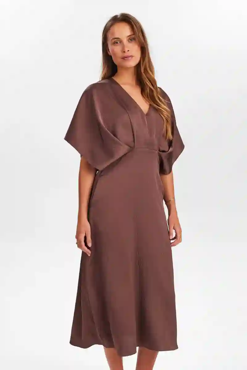 Vestido midi satinado CHOCOLATE