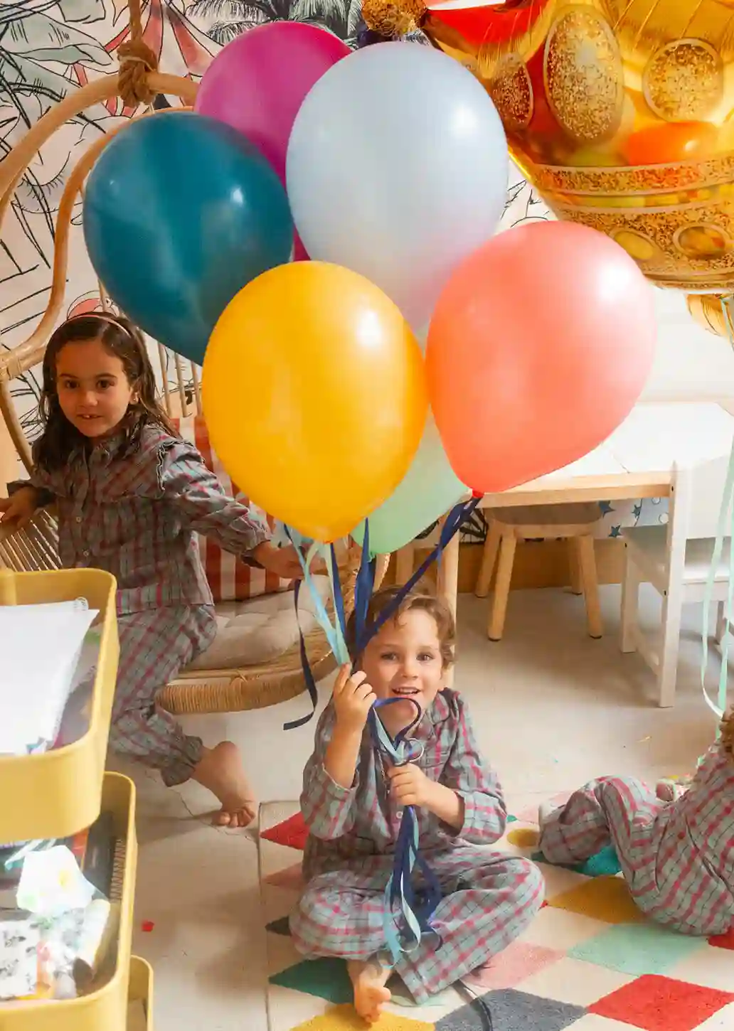 Globos Selecció Multicolor Con Helio - 25UD