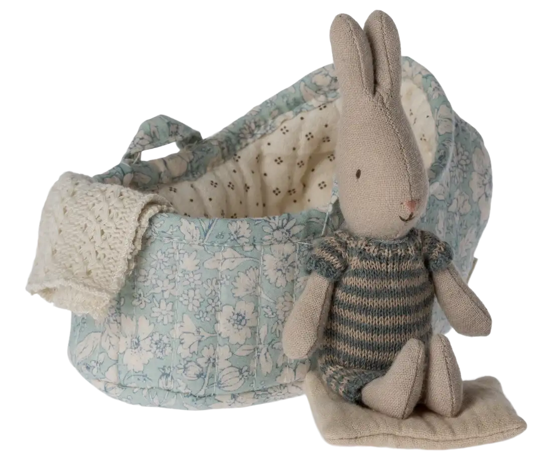 Bunny with capo - Image 3