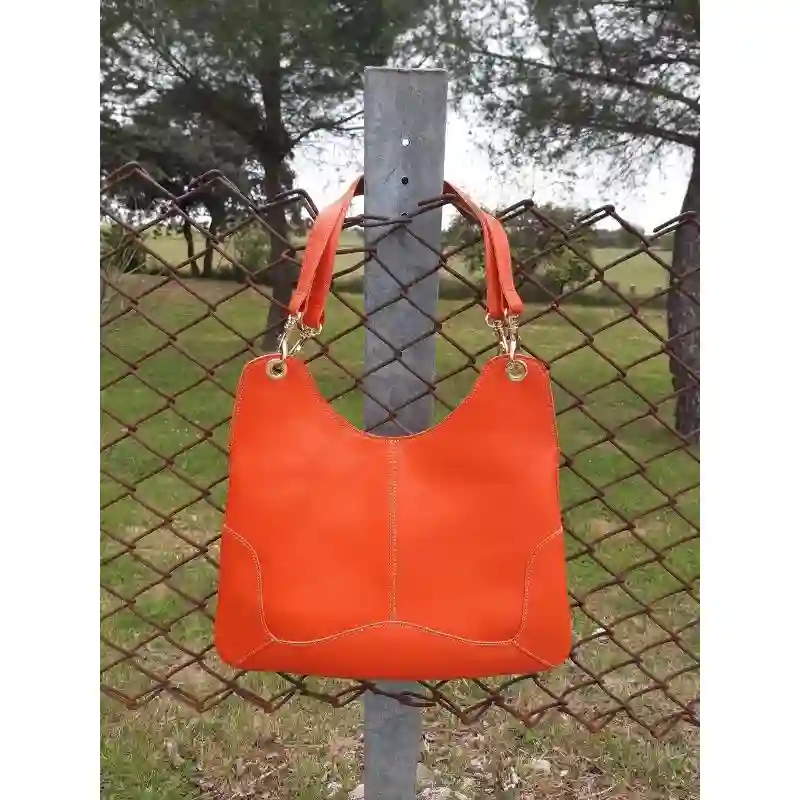 BOLSO MEDIANO PLANO CON OLLADOS