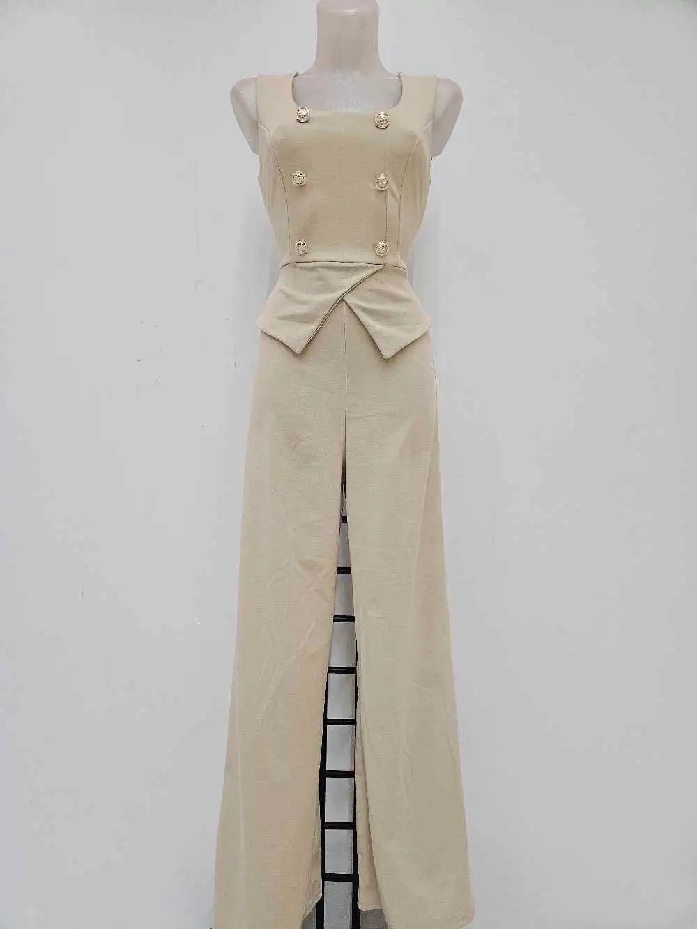 MONO BOTONES BEIGE - Imagen 2