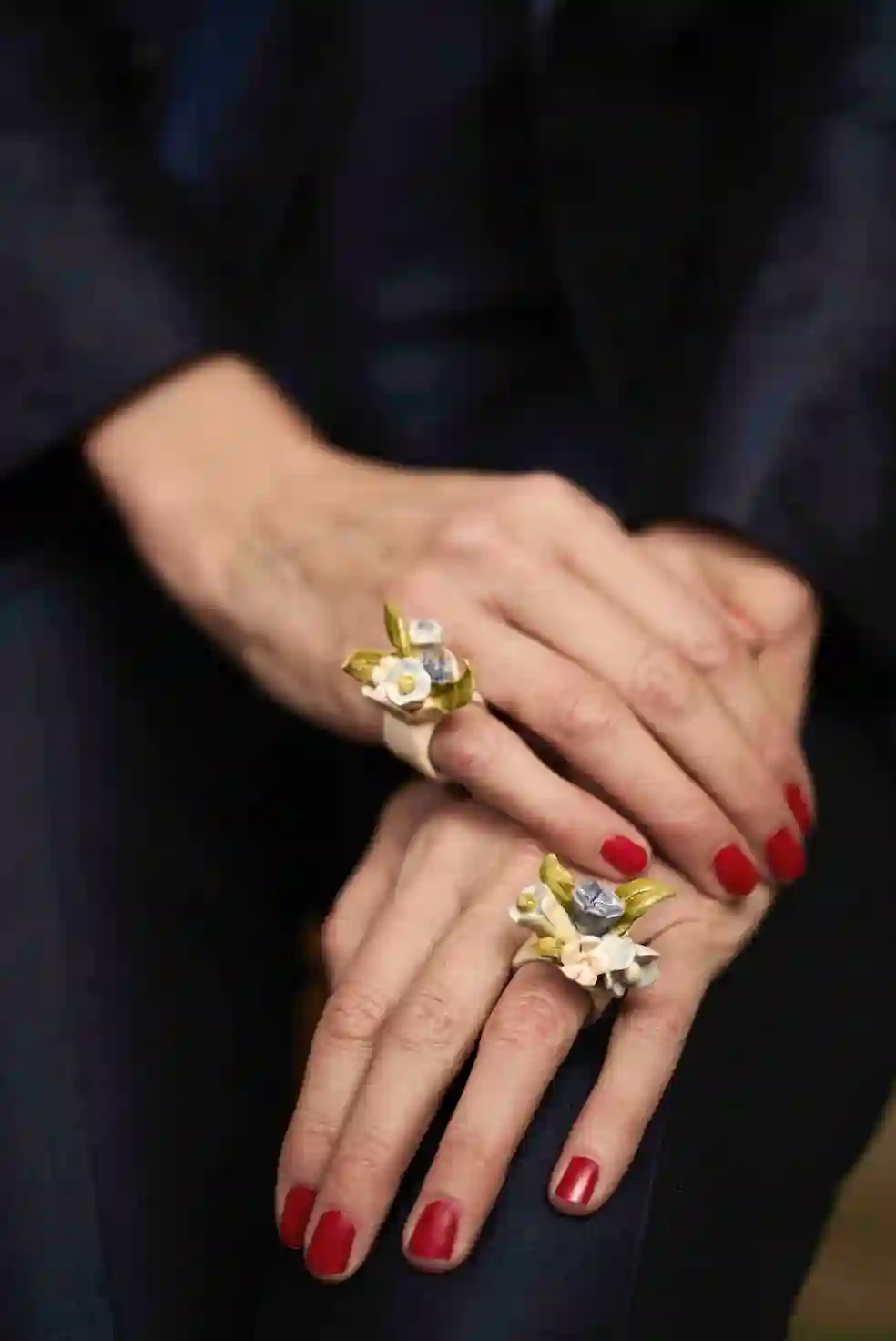 Garden Julieta Alvarez X ring X The officer