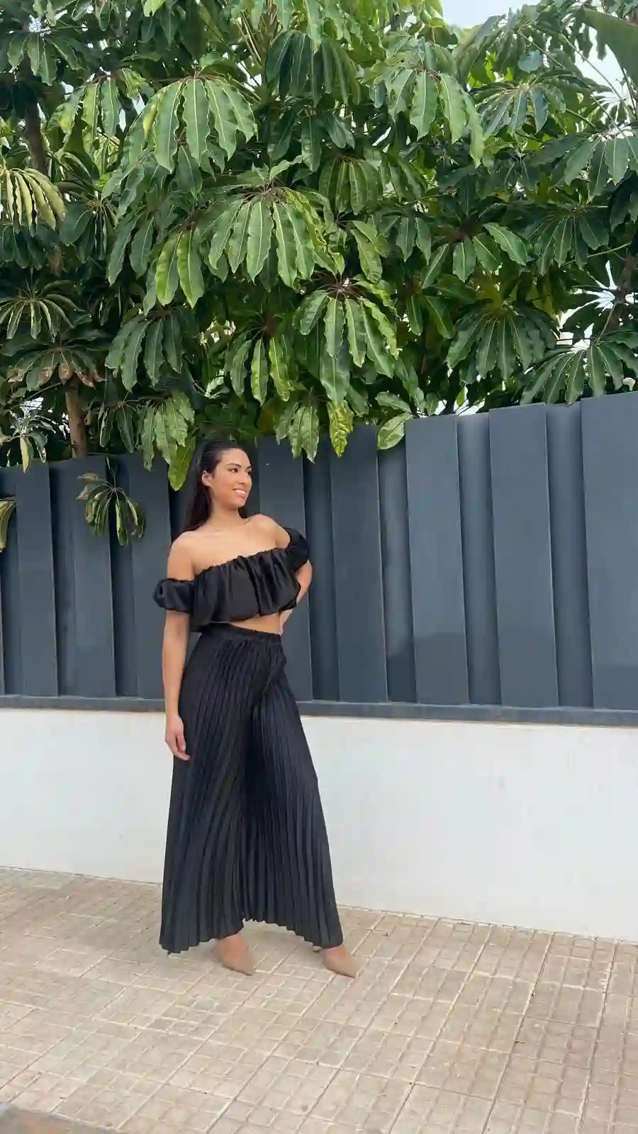 CONJUNTO PLISADO NEGRO