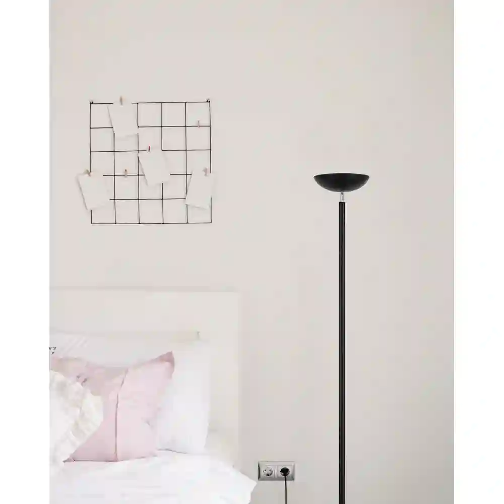 Matte black luyten living room lamp. Met -metal.