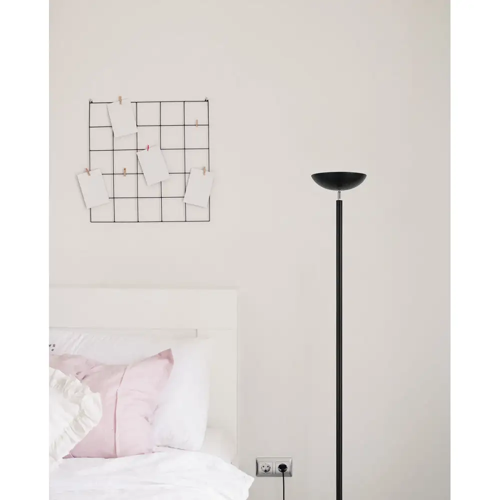 Matte black luyten living room lamp. Met -metal.