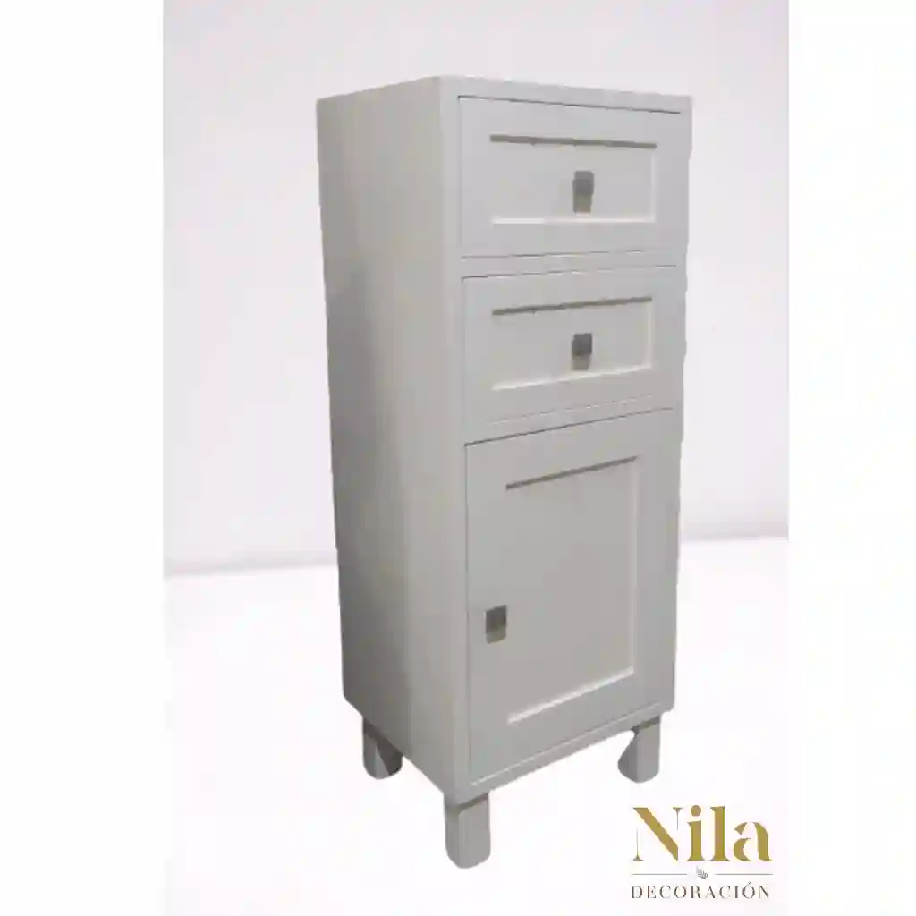 Mueble Auxiliar de madera con dos cajones y una puerta.