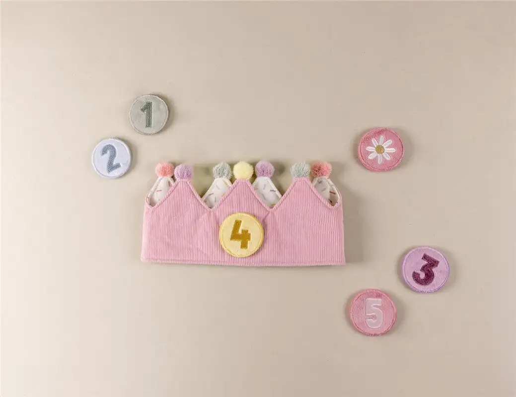 Birthday Crown with Little Dutch numbers - Image 6