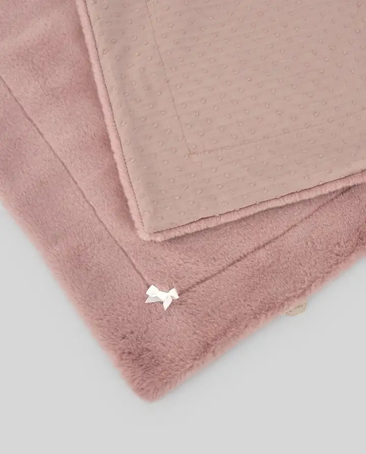 Blanket by / pumeti "Essential" (73x98 cm) - Image 3