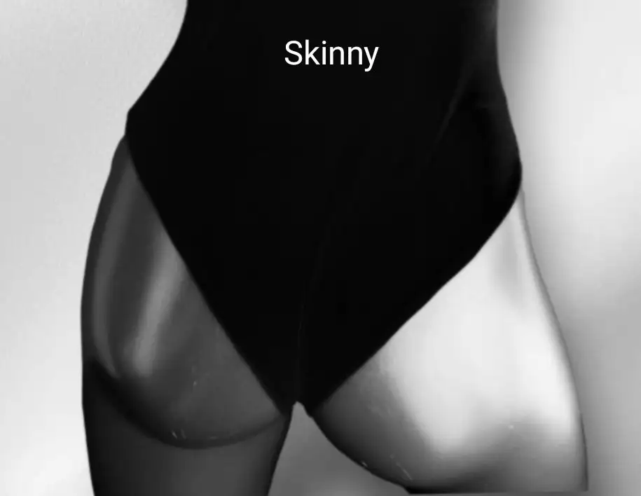 NC-0060 / Swimsuit with golden chains - Image 6