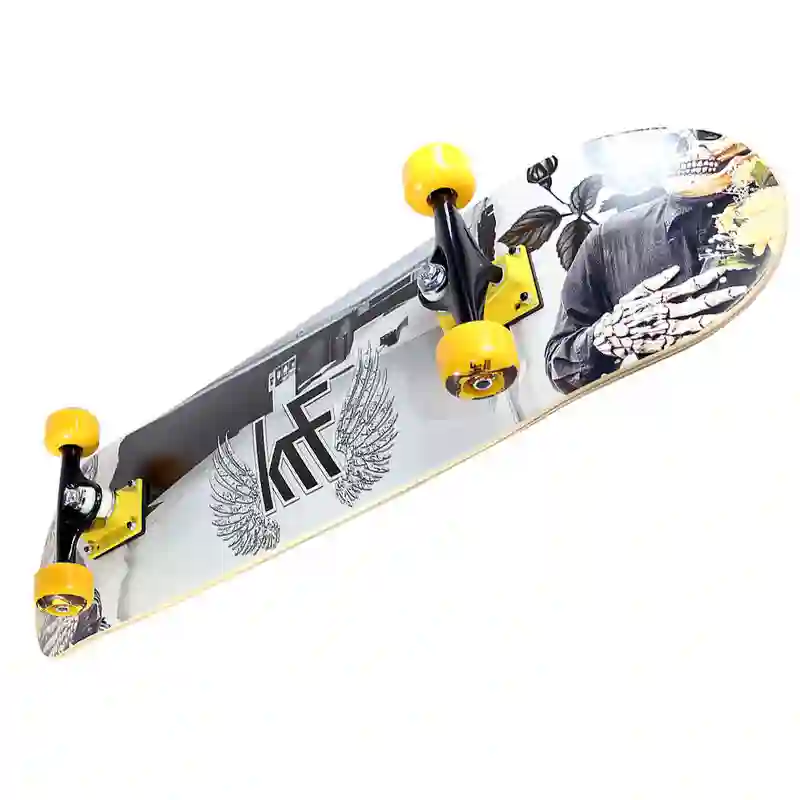 KRF Skateboard Spark en la calle 31.5x7.75 mm