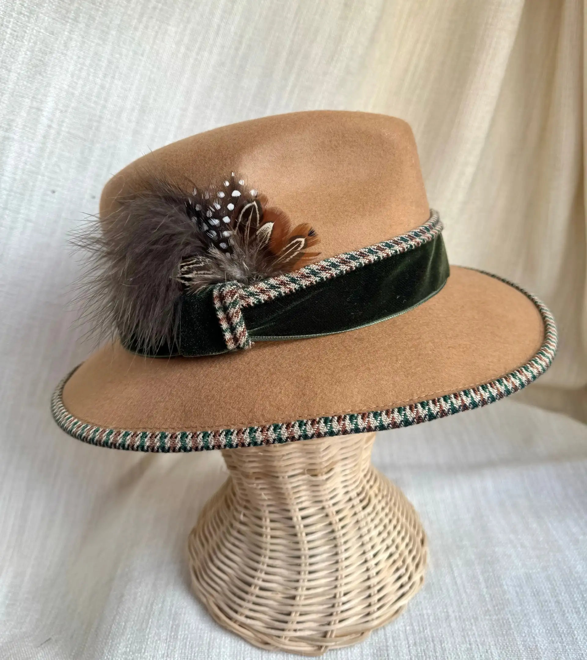 Sombro Borsalino Camel-Cuadros