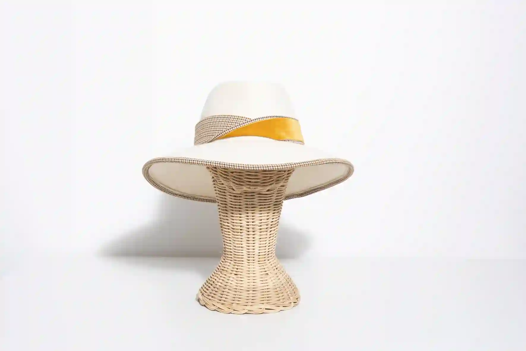 SOMBRERO CRUDO PATA DE GALLO/ NUEVA COLECCION