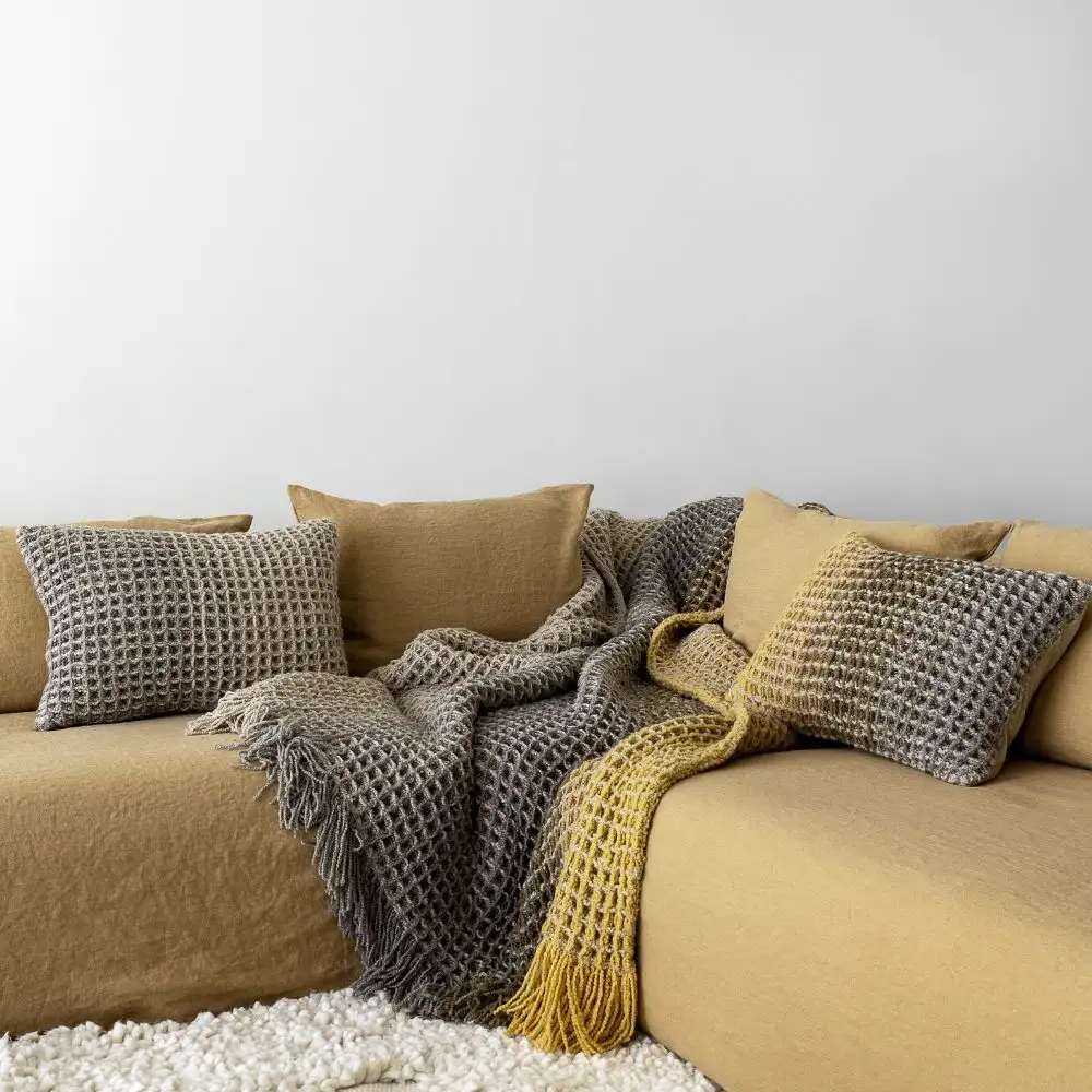40x60 gray cushion - Image 2