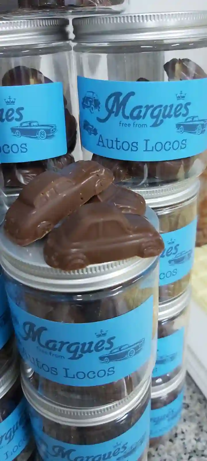 AUTOS LOCOS DE CHOCOLOK Premiere. Bote de 10 Unidades, 100g.