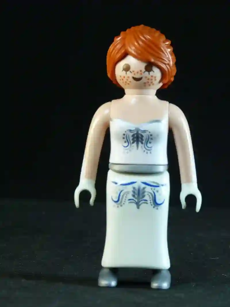 D0116 figura suelta sin complementos