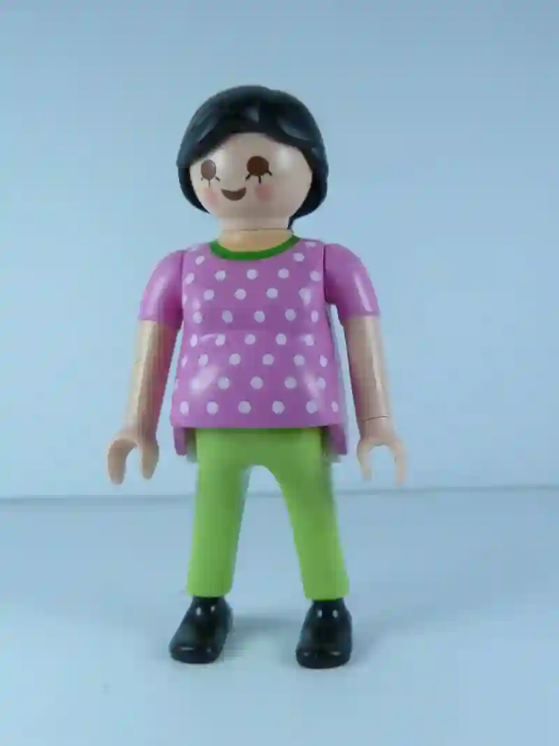 C0200 figura suelta sin complementos