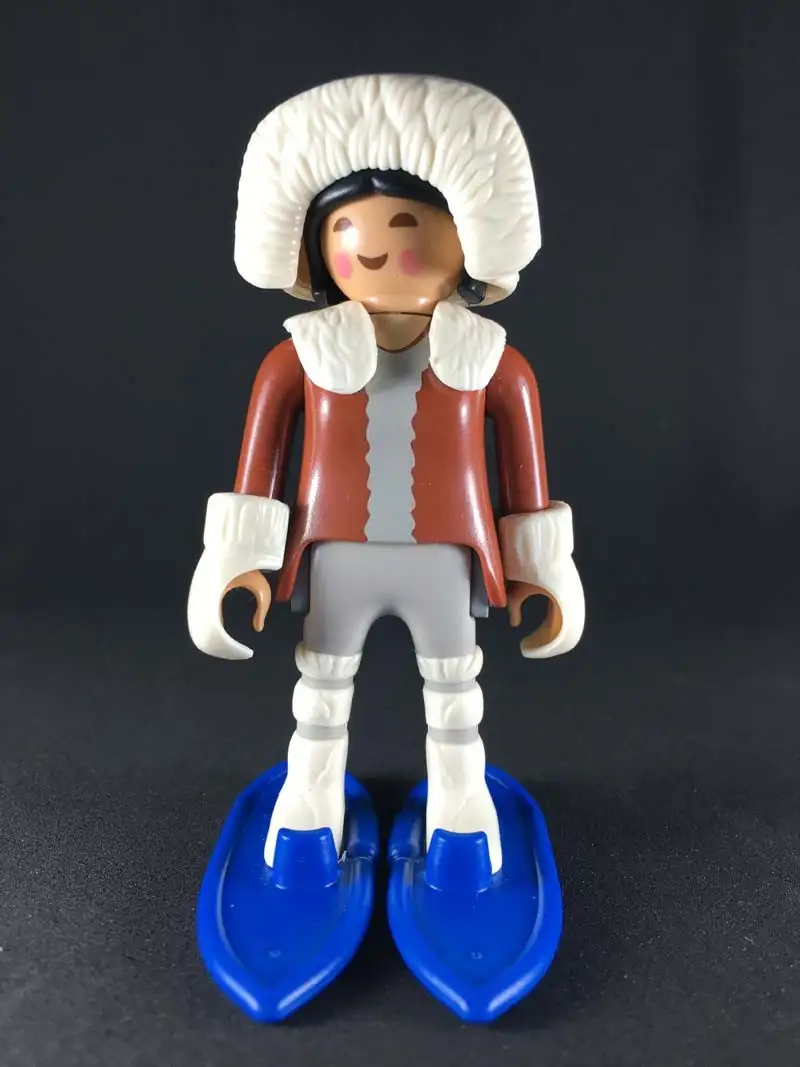 CT0066 Figura con Complementos