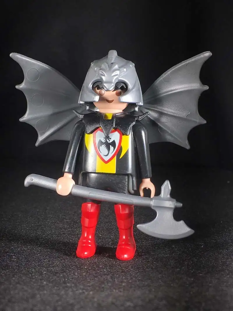 MD0316 FIGURA SULE CON COMPLEMENTOS
