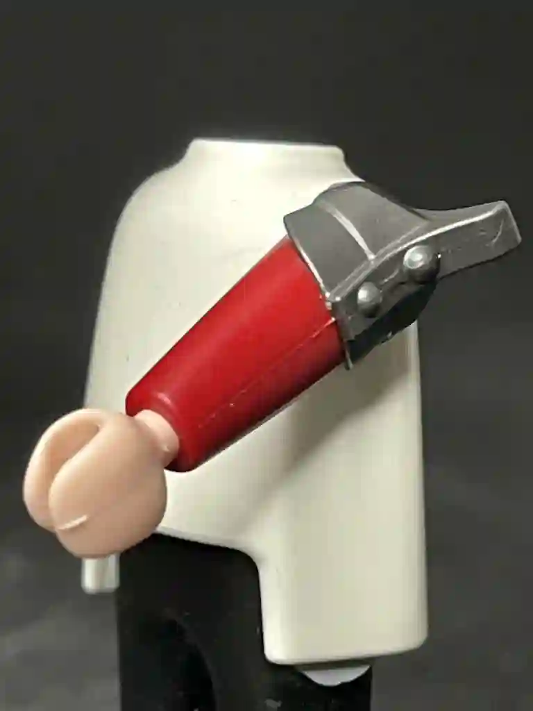 Brazo_0373 Brazo M/L Granate Hombrera Protector Pico