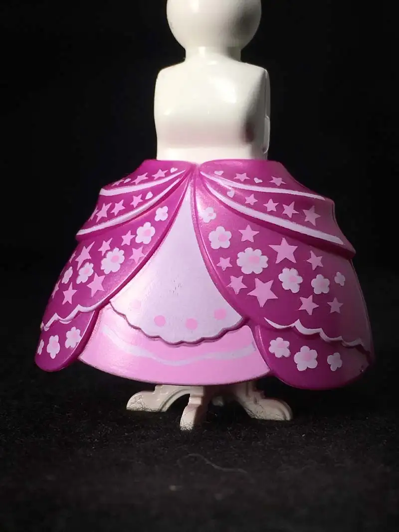 VES0034 FALDA POMPOSA Magenta Rosa Flores y Estrellas