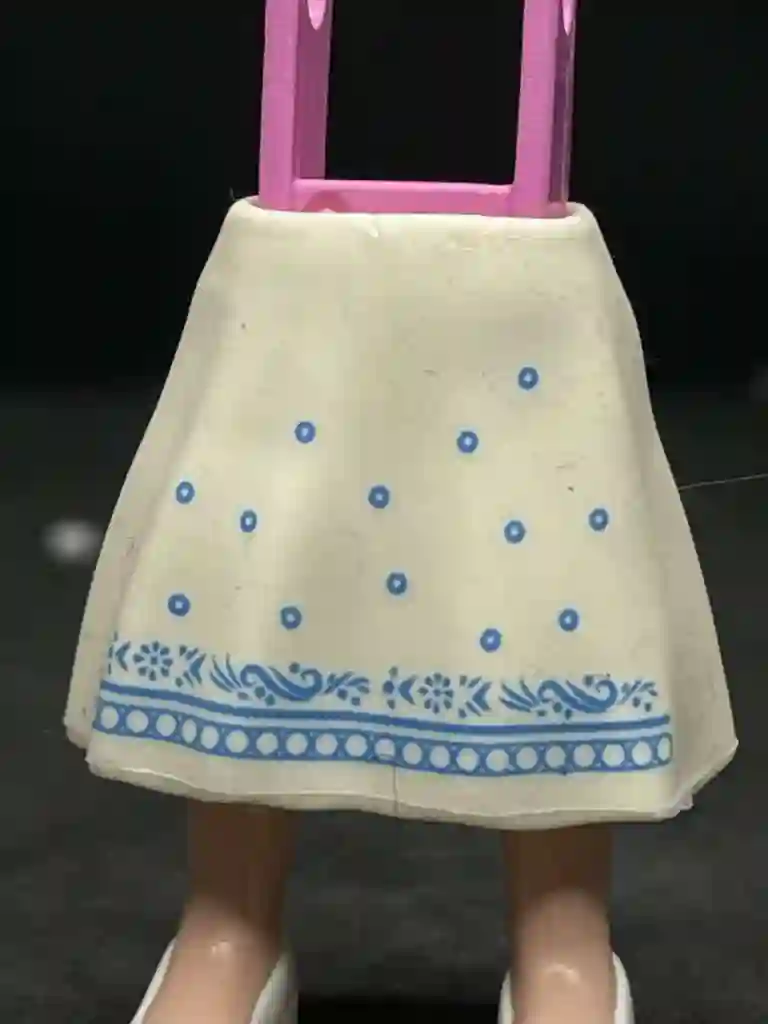 VES0072 FALDA SILICONA CON VOLO BLANCO ROTO ESTAMPADO
