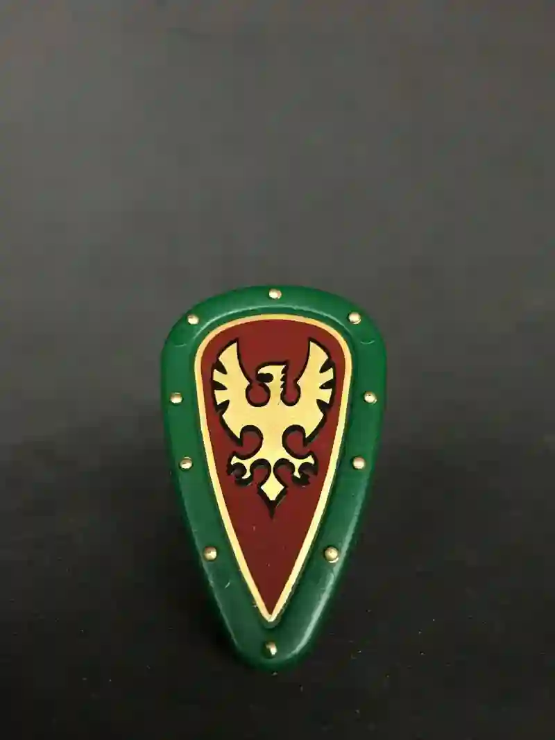 Escudo_0017, Escudo triangular Verde Águila Dorada