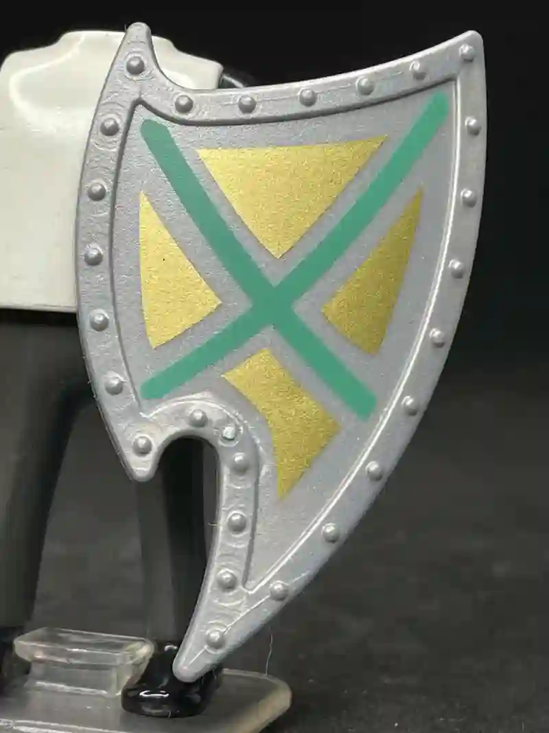 ESCUDO_0240 ESCUDO Irregular Acero Dorado/Verde