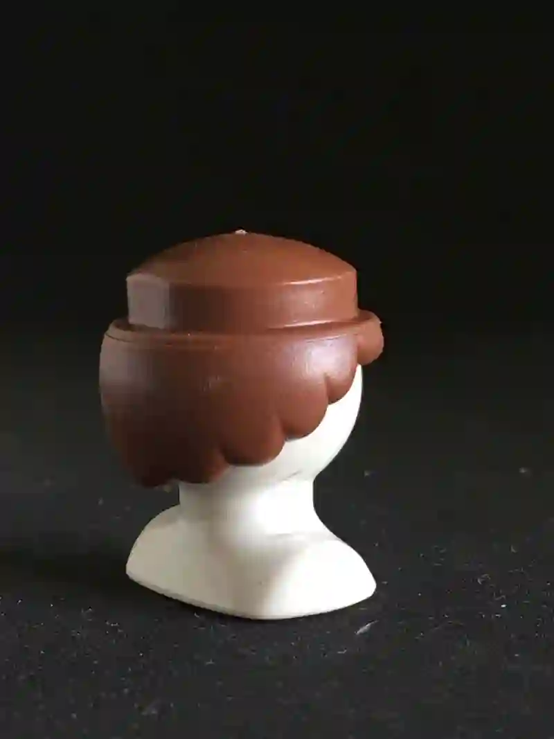 PL_0018, Pelo Corto Ondas Castaño