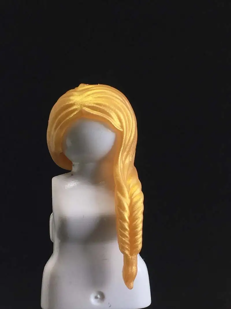 PL_0048 Pelo Trenza Delantera Dorada