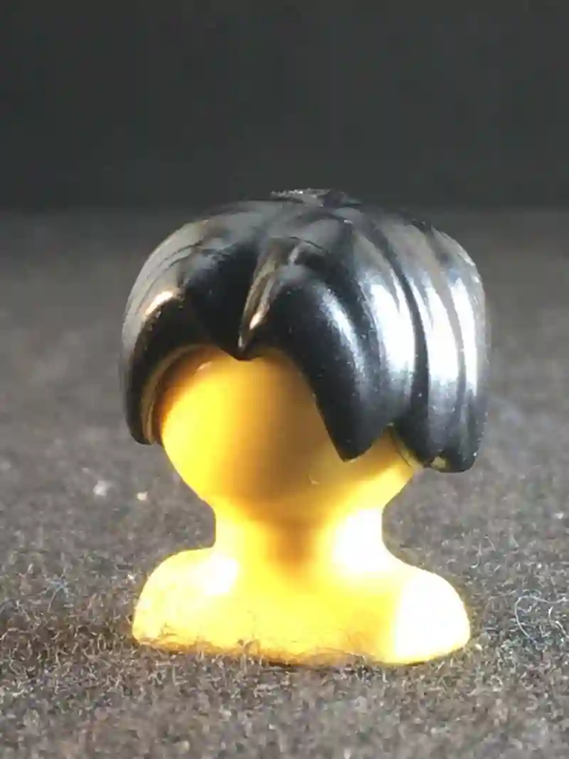 PL_0247 Pelo Negro Corto Capas