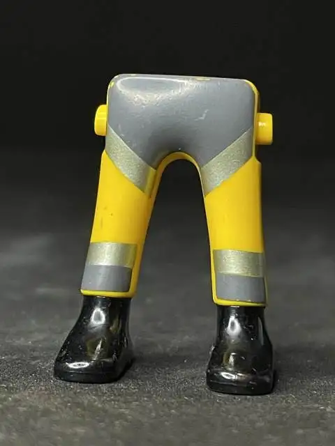 Piernas_05558 Pantalón Amarillo Protector Gris Botín Negro