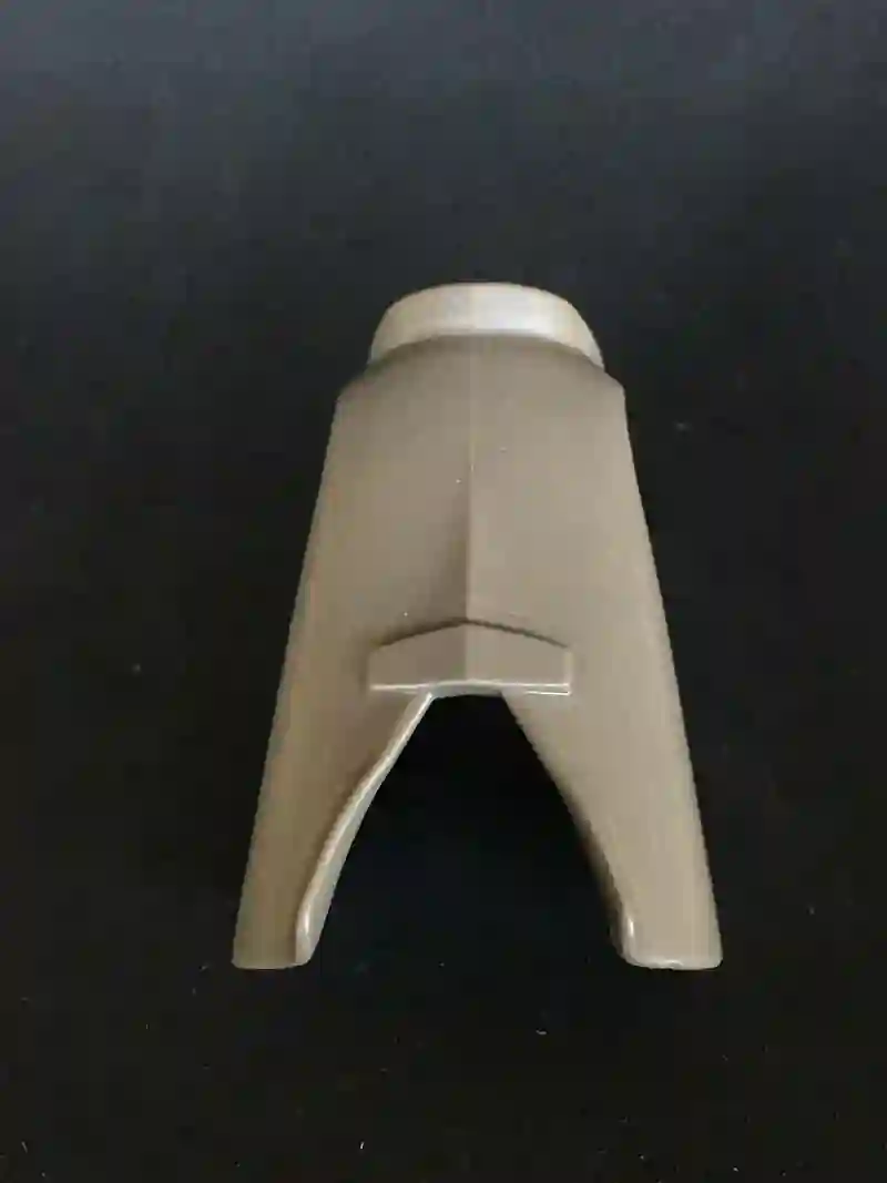 Torso_0021, Chaqué Arena