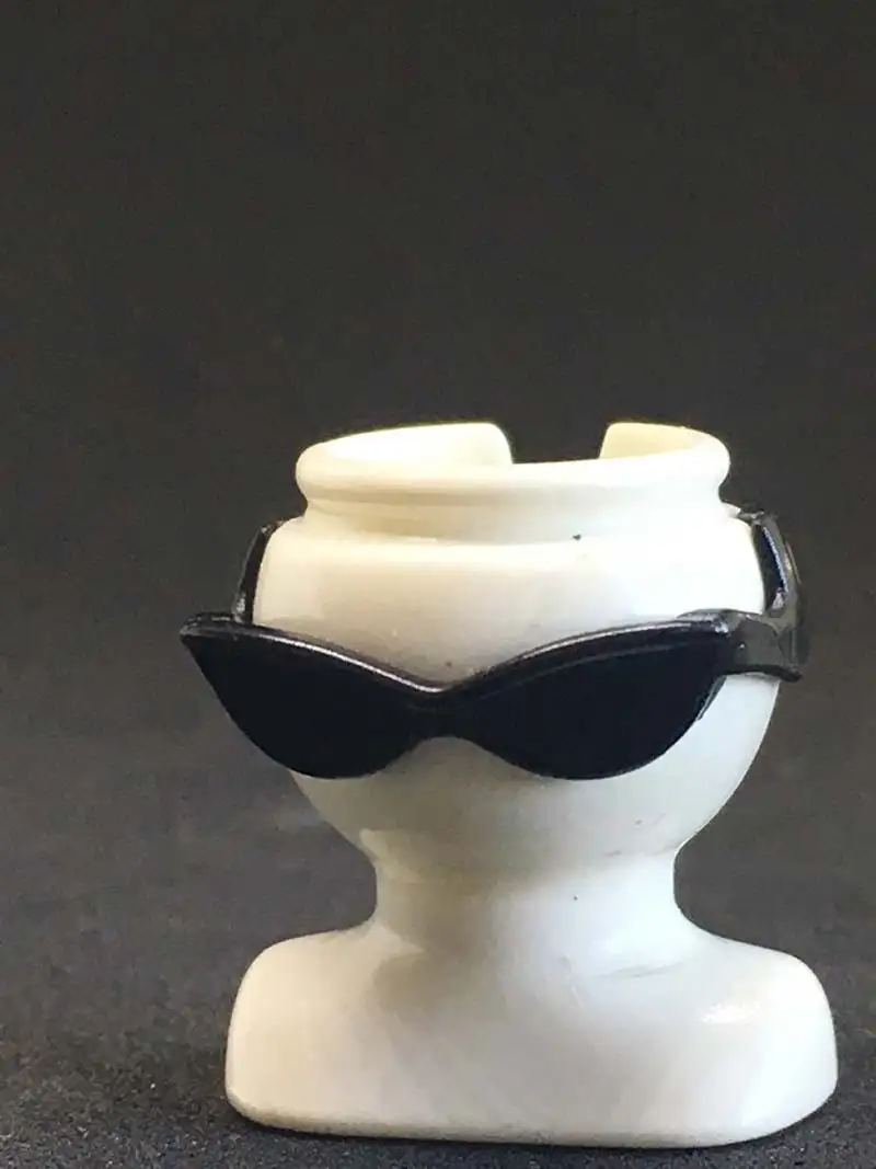 MC_0210, Gafas Negras Vintage