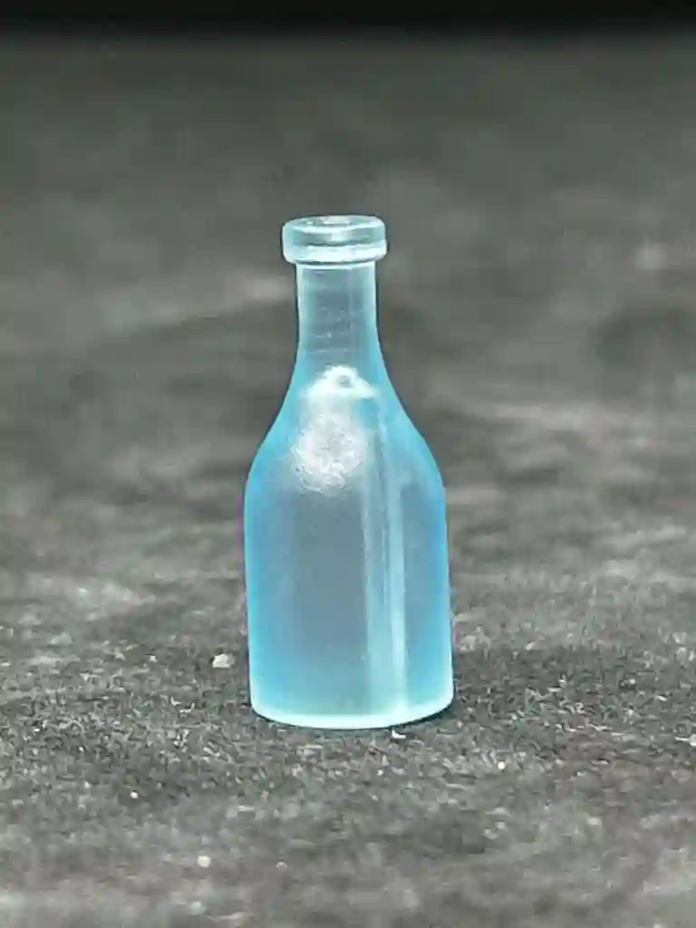 MC_1075 Botella Azul Turquesa Translucido