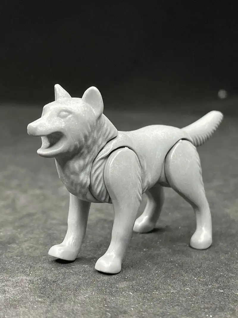 A_0514 LOBO Gris