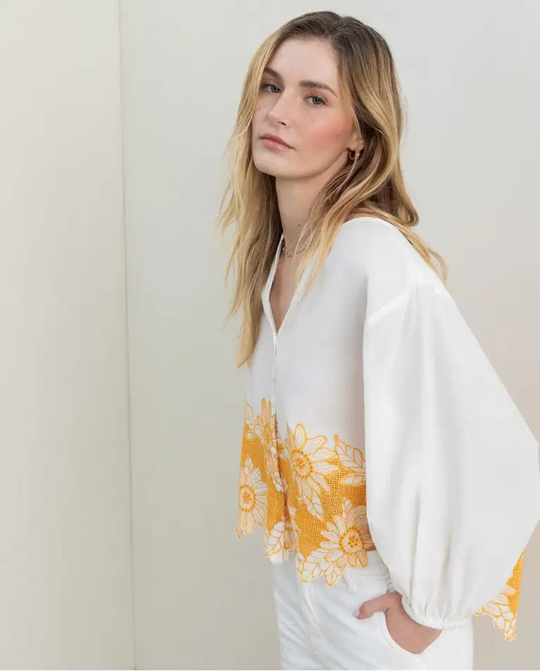 Blusa oversize con bordado BLANCO - Imagen 2