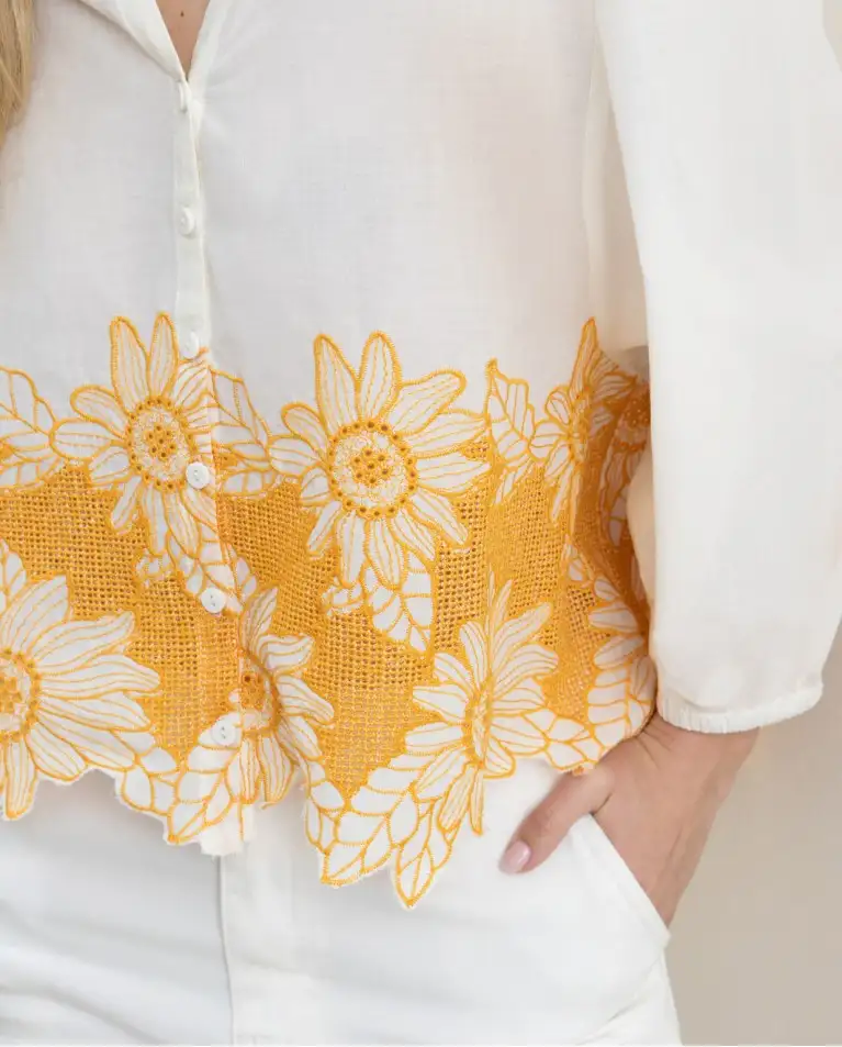 Blusa oversize con bordado BLANCO - Imagen 3