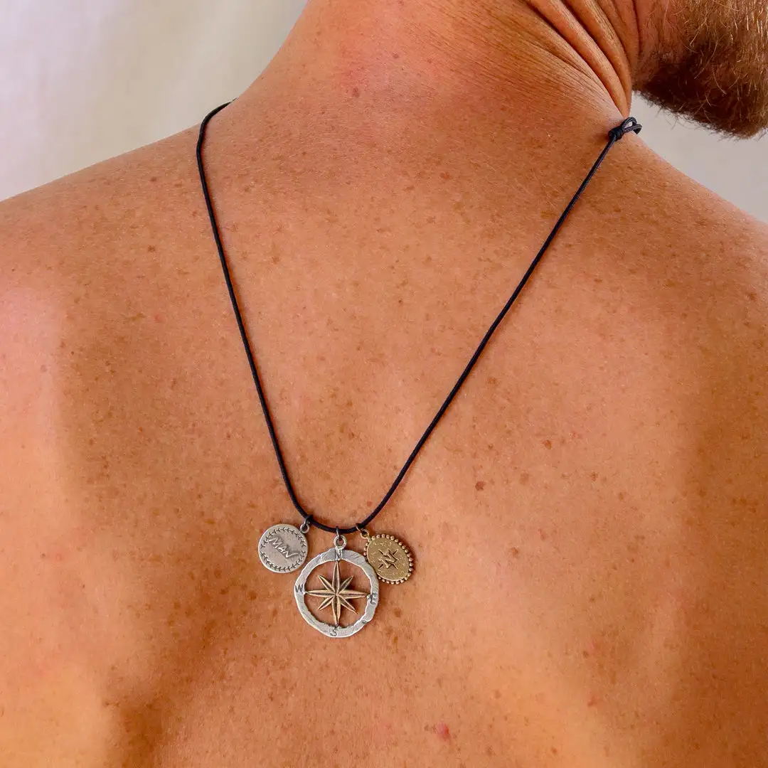 Colgante Plata, Bronce y Cuero MN2C