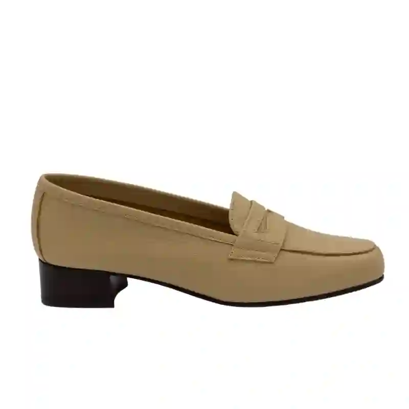 MOCASIN CON ANTIFAZ Y TACON PIEDRA
