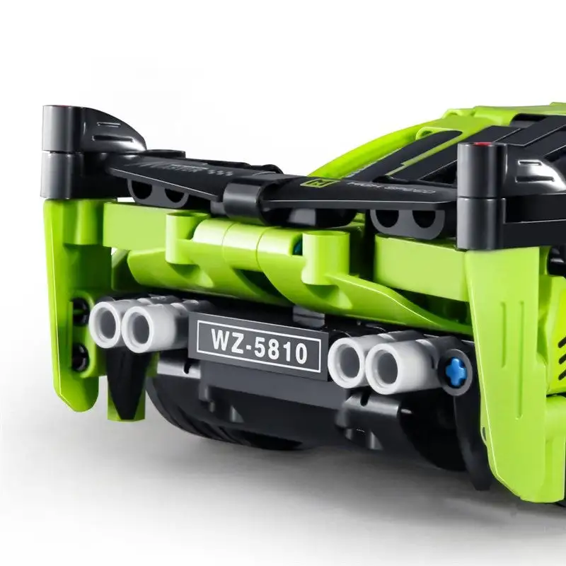 Green racing car N 5810 - 457 pieces - Image 3