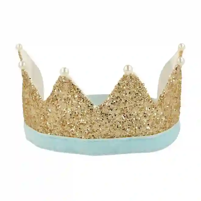 Corona de fiesta de oro y perlas