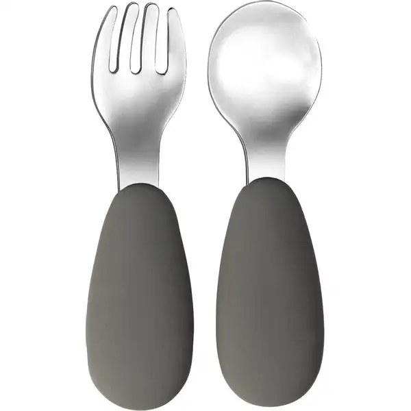 Children's cutlery of silicone and stainless steel in various colors