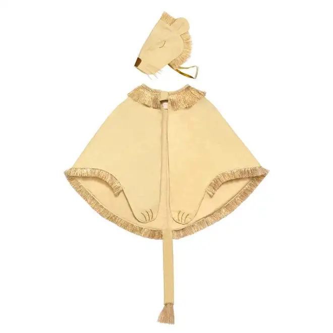 León Costume