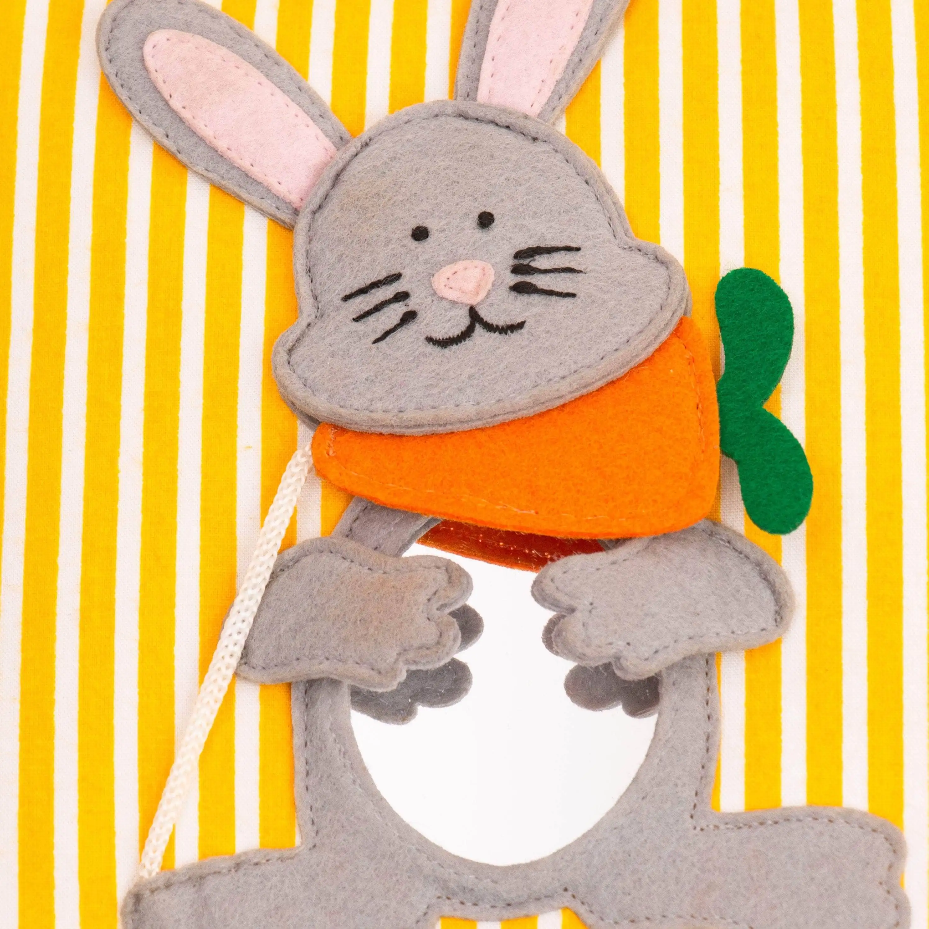 FUNNY BUNNY - Silent 6 -page miniibro - Image 2