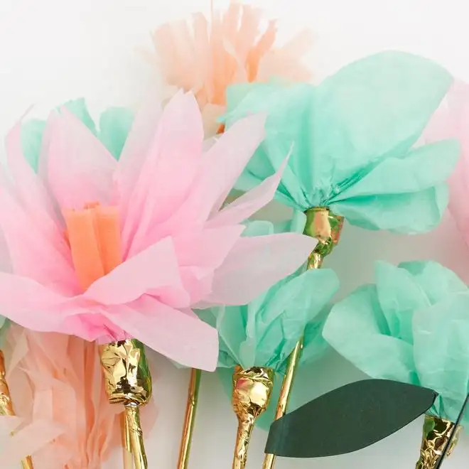Great decorative flowers with stick - Image 2