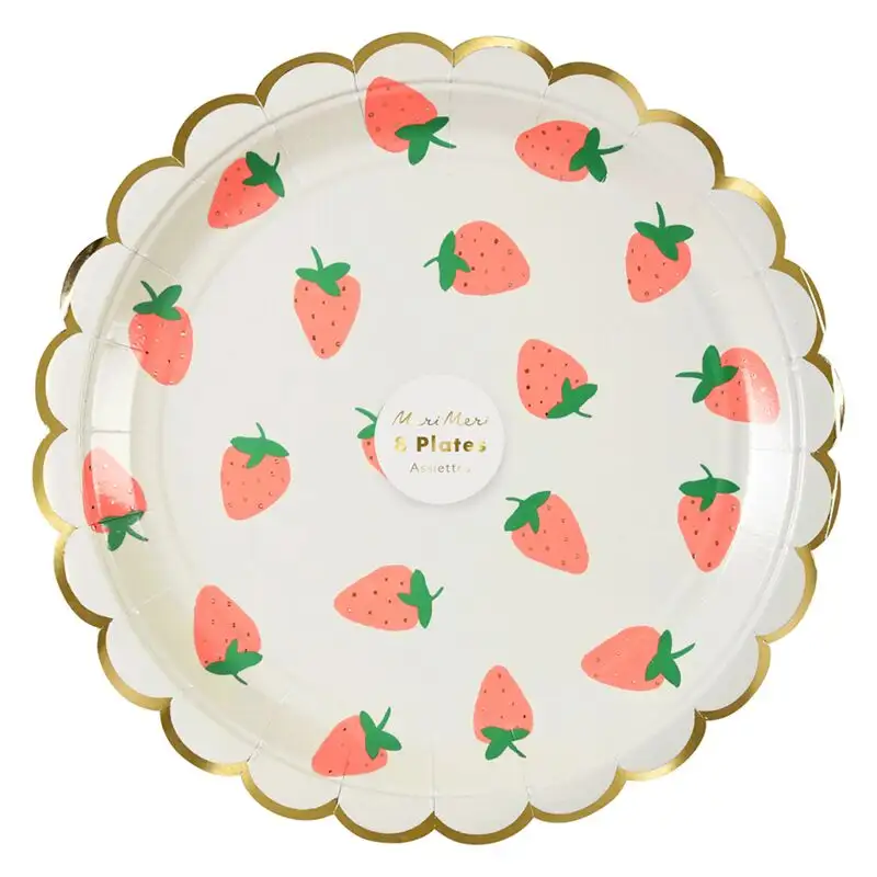 Large strawberries - Image 2